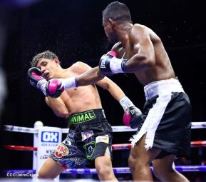 "Noche de Campeones" en el Polideportivo Alexis Argüello en Managua