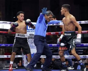 "Noche de Campeones" en el Polideportivo Alexis Argüello en Managua