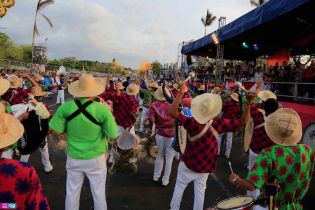 Alcaldía de Managua premia a mejores comparsas del carnaval