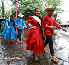 Torovenado de Monimbó en Masaya
