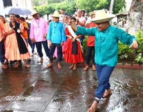 Torovenado de Monimbó en Masaya