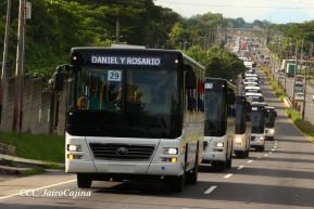 Nicaragua recibe nueva flota de 250 buses procedentes de la República Popular China