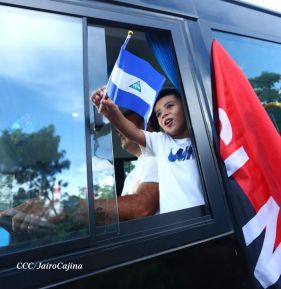 Nicaragua recibe nueva flota de 250 buses procedentes de la República Popular China