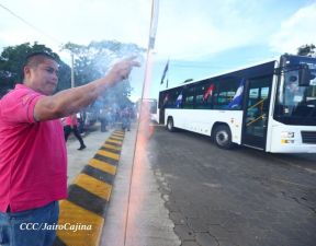Nicaragua recibe nueva flota de 250 buses procedentes de la República Popular China