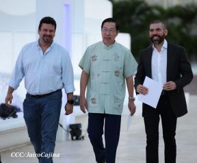 Entrega de 250 autobuses de China a cooperativas de transporte de Managua