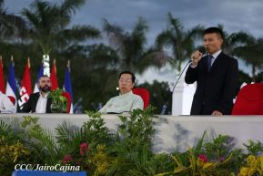 Entrega de 250 autobuses de China a cooperativas de transporte de Managua