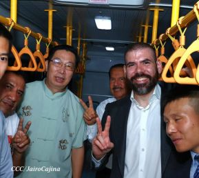 Entrega de 250 autobuses de China a cooperativas de transporte de Managua