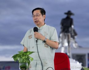 Entrega de 250 autobuses de China a cooperativas de transporte de Managua