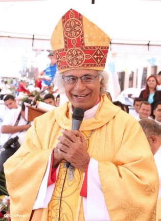 Miles de boaqueños recibieron al cardenal Leopoldo José Brenes