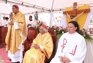 Miles de boaqueños recibieron al cardenal Leopoldo José Brenes