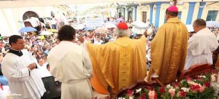 Miles de boaqueños recibieron al cardenal Leopoldo José Brenes