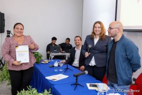 Comunicadores de la Agencia Sputnik con  Medios del Poder Ciudadano