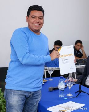 Comunicadores de la Agencia Sputnik con  Medios del Poder Ciudadano