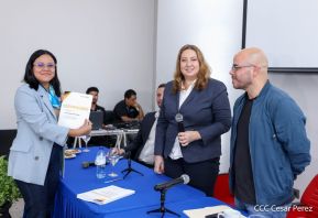 Comunicadores de la Agencia Sputnik con  Medios del Poder Ciudadano