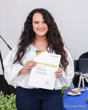 Comunicadores de la Agencia Sputnik con  Medios del Poder Ciudadano