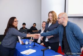 Comunicadores de la Agencia Sputnik con  Medios del Poder Ciudadano