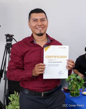 Comunicadores de la Agencia Sputnik con  Medios del Poder Ciudadano