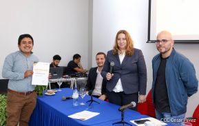 Comunicadores de la Agencia Sputnik con  Medios del Poder Ciudadano