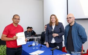 Comunicadores de la Agencia Sputnik con  Medios del Poder Ciudadano