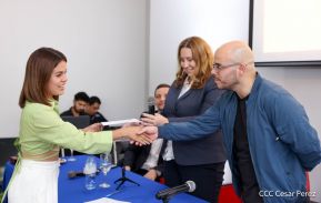 Comunicadores de la Agencia Sputnik con  Medios del Poder Ciudadano