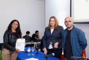 Comunicadores de la Agencia Sputnik con  Medios del Poder Ciudadano