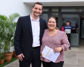 Comunicadores de la Agencia Sputnik con  Medios del Poder Ciudadano