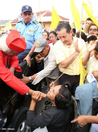 Miles de boaqueños recibieron al cardenal Leopoldo José Brenes