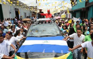 Miles de boaqueños recibieron al cardenal Leopoldo José Brenes
