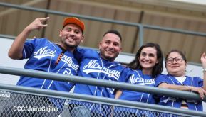 Familias disfrutan de inauguración del Estadio Roberto Clemente de Masaya