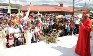 Miles de boaqueños recibieron al cardenal Leopoldo José Brenes