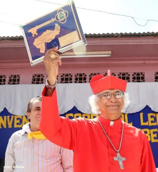 Miles de boaqueños recibieron al cardenal Leopoldo José Brenes