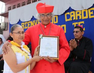 Miles de boaqueños recibieron al cardenal Leopoldo José Brenes