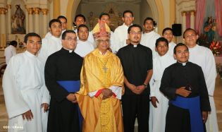 Miles de boaqueños recibieron al cardenal Leopoldo José Brenes