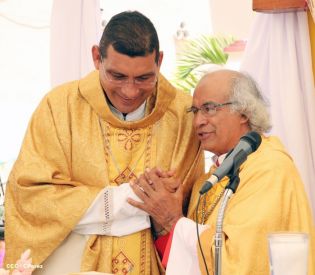 Miles de boaqueños recibieron al cardenal Leopoldo José Brenes