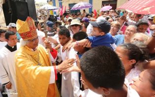 Miles de boaqueños recibieron al cardenal Leopoldo José Brenes