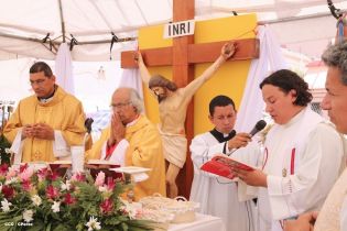 Miles de boaqueños recibieron al cardenal Leopoldo José Brenes