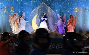 Conozca los altares en honor a la Purísima en la Avenida de Bolívar a Chávez