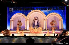 Conozca los altares en honor a la Purísima en la Avenida de Bolívar a Chávez