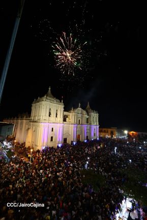 ¿Quién causa tanta alegría? ¡La Concepción de María!