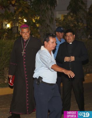 Daniel y Rosario sostienen nuevo encuentro con Conferencia Episcopal