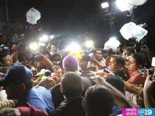 Daniel y Rosario sostienen nuevo encuentro con Conferencia Episcopal