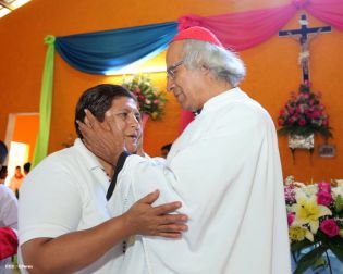 Cardenal Brenes oficia misa en honor a María Auxiliadora