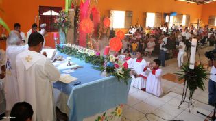 Cardenal Brenes oficia misa en honor a María Auxiliadora