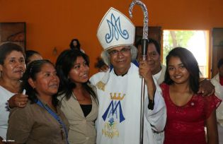 Cardenal Brenes oficia misa en honor a María Auxiliadora