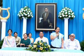 Rubén Darío:  157 Años de Gloria, de Victorias...!