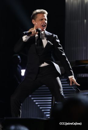 Concierto de Luis Miguel en el Estadio Nacional Soberanía de Managua