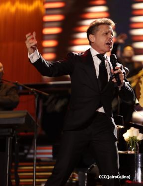 Concierto de Luis Miguel en el Estadio Nacional Soberanía de Managua