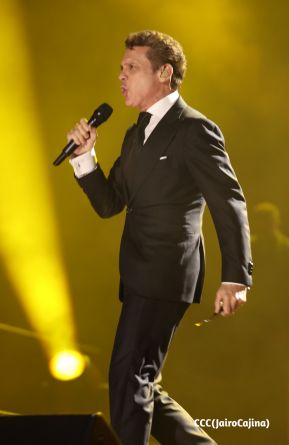 Concierto de Luis Miguel en el Estadio Nacional Soberanía de Managua