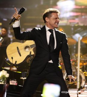 Concierto de Luis Miguel en el Estadio Nacional Soberanía de Managua