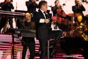 Concierto de Luis Miguel en el Estadio Nacional Soberanía de Managua
